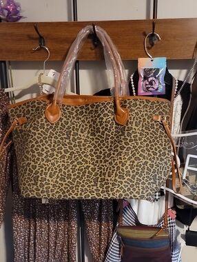 Leopard Print Tote with Tan Trim - Chic Animal Pattern